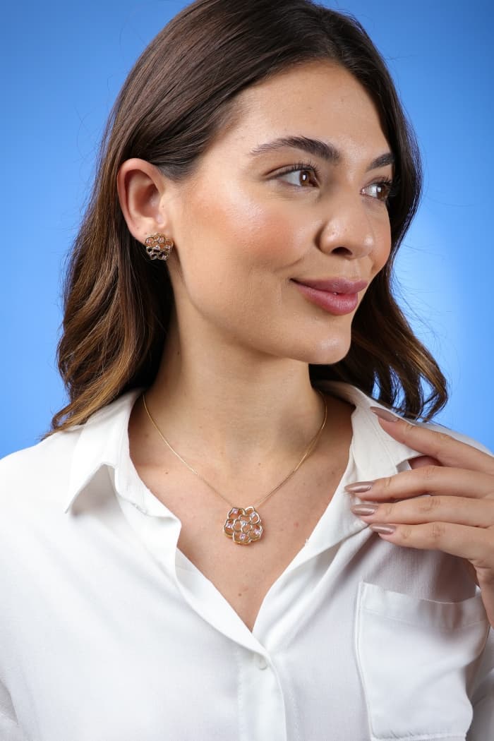 CONJUNTO COLAR E BRINCO FLOR CRAVEJADA TOPÁZIO FUSION FIRENZE — foto 2