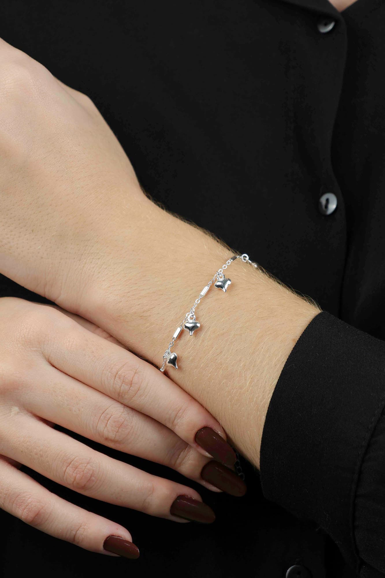 PULSEIRA PRATA ELO PORTUGUÊS COM CORAÇÕES FORLÍ — foto 2
