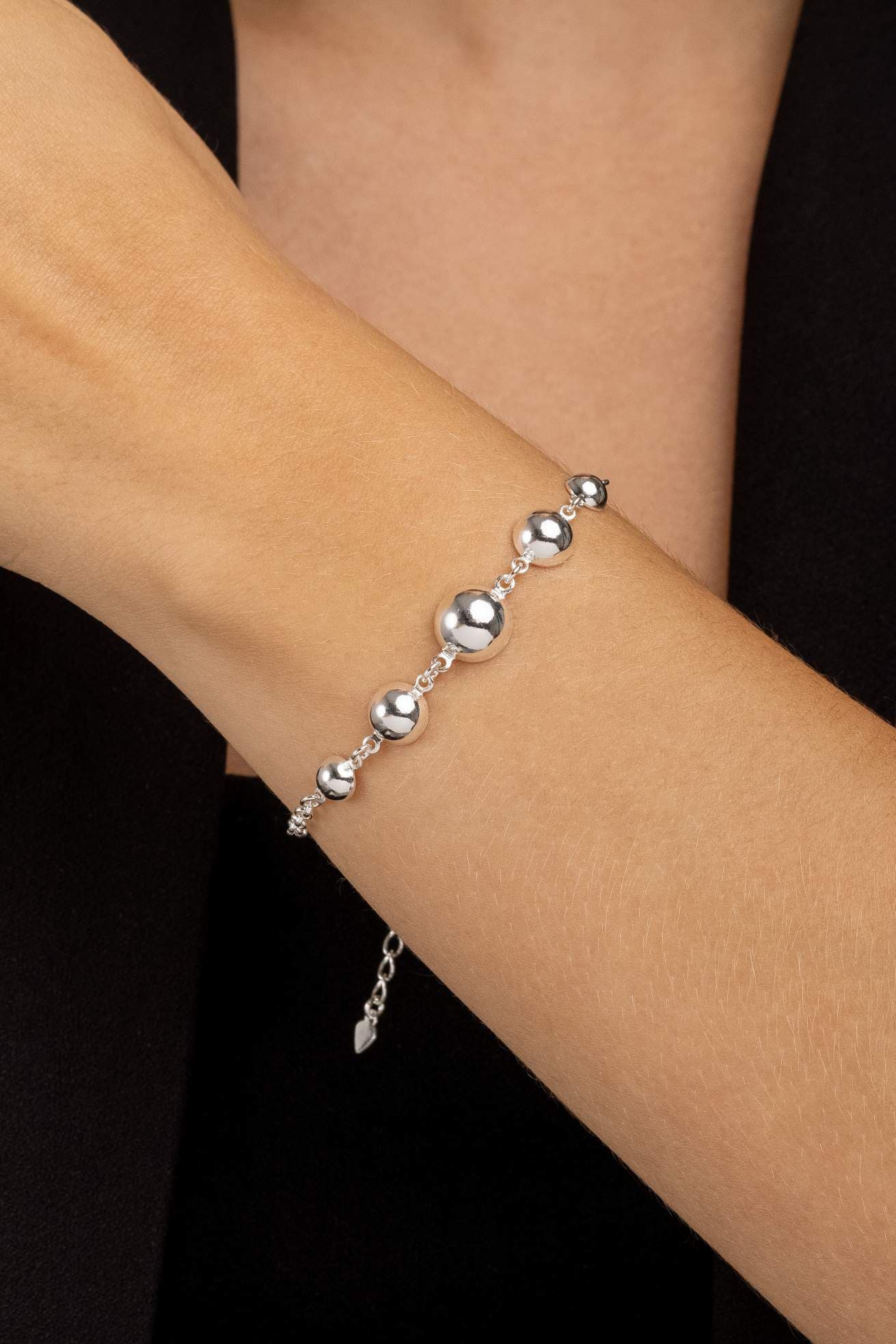 PULSEIRA PRATA BOLAS LISAS 18CM IMOLA — foto 1