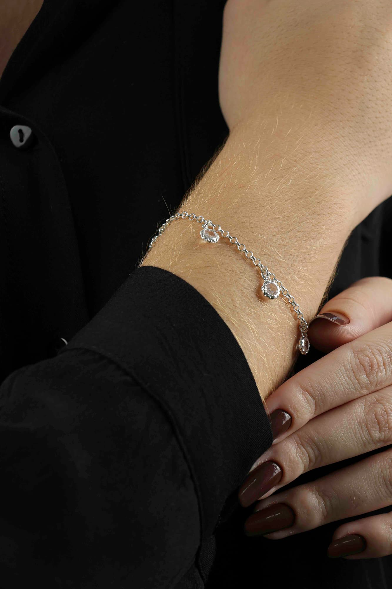 PULSEIRA PRATA ELO PORTUGUÊS COM ZIRCÔNIAS UDINE — foto 1